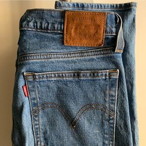 Levi’s Wedgie Straight Fit Women’s Jeans